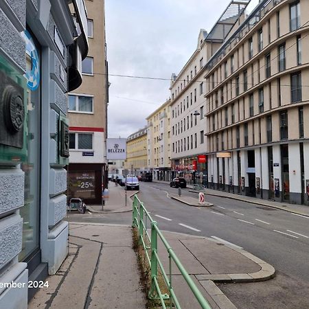 Vienna Apart Hotel Gumpendorfer Strasse Buitenkant foto